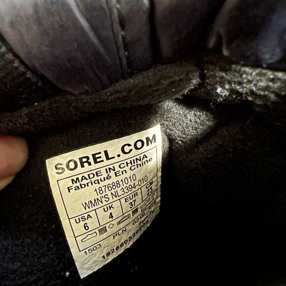 Sorel Out N About Puffy Mid Boot Black 6 NWOB - Picture 8 of 8